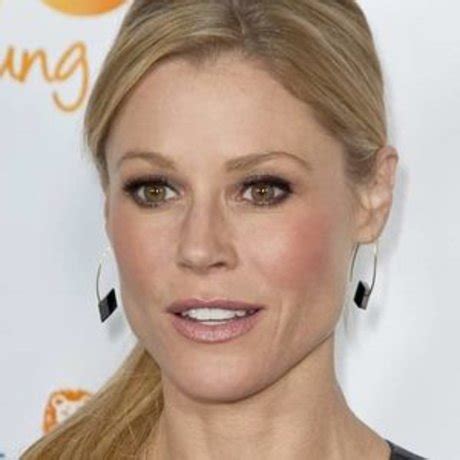 Julie Bowen Nude Photos & Naked Sex Videos